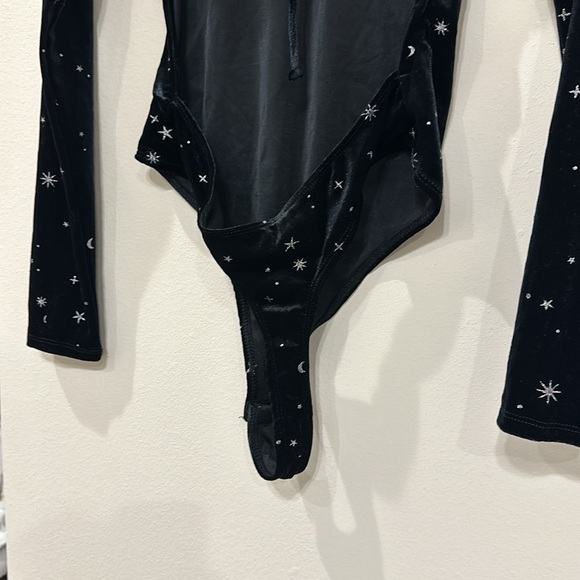 NWT Wild Fable black velvet bodysuit- small - Picture 7 of 7